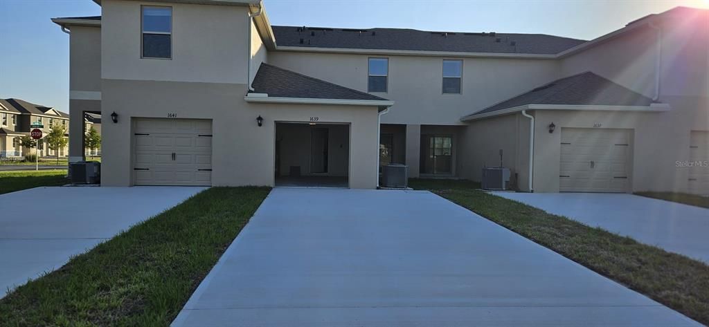For Rent: $2,275 (3 beds, 2 baths, 1560 Square Feet)