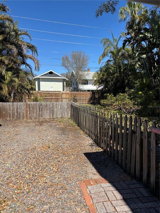 For Rent: $1,400 (0 beds, 1 baths, 339 Square Feet)