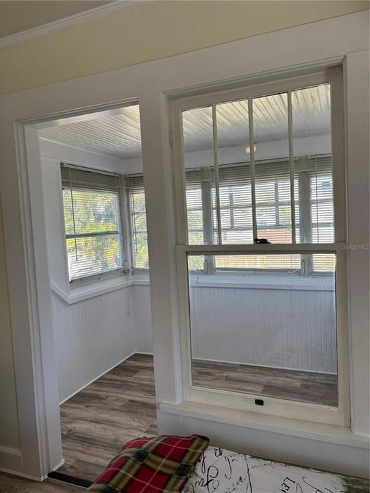 For Rent: $1,400 (0 beds, 1 baths, 339 Square Feet)