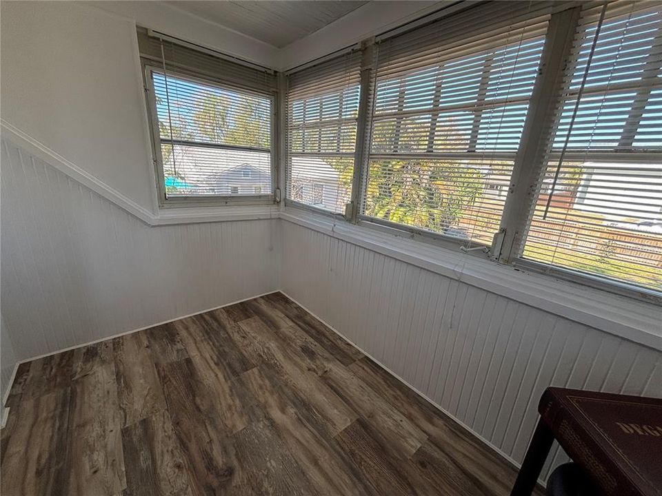 For Rent: $1,400 (0 beds, 1 baths, 339 Square Feet)