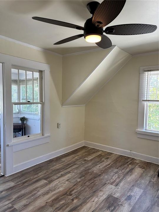 For Rent: $1,400 (0 beds, 1 baths, 339 Square Feet)