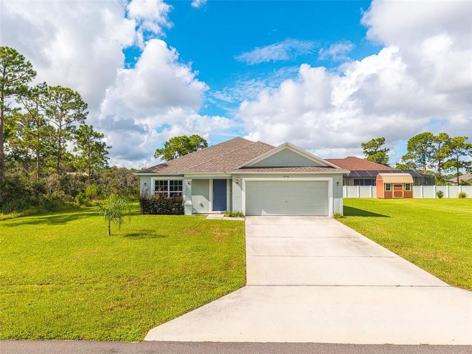 En Venta: $359,900 (4 camas, 2 baños, 1965 Pies cuadrados)