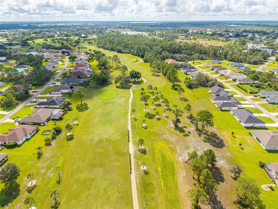 En Venta: $359,900 (4 camas, 2 baños, 1965 Pies cuadrados)