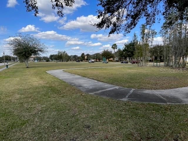 For Rent: $2,400 (3 beds, 2 baths, 1592 Square Feet)