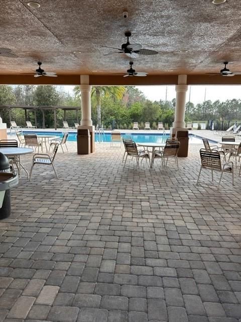For Rent: $2,400 (3 beds, 2 baths, 1592 Square Feet)