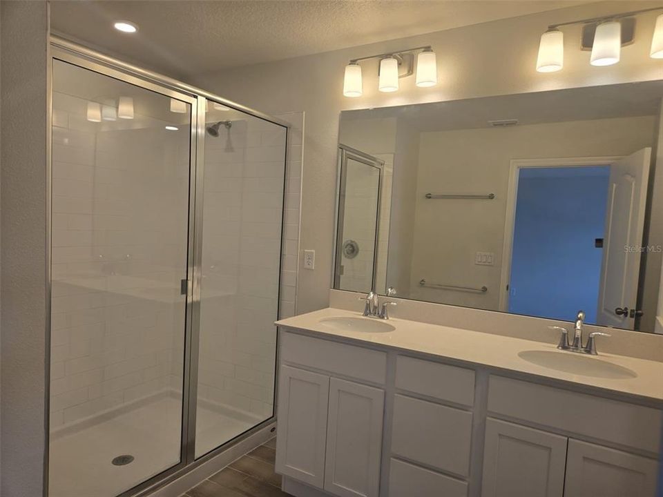 出租: $2,600 (4 贝兹, 3 浴室, 1762 平方英尺)