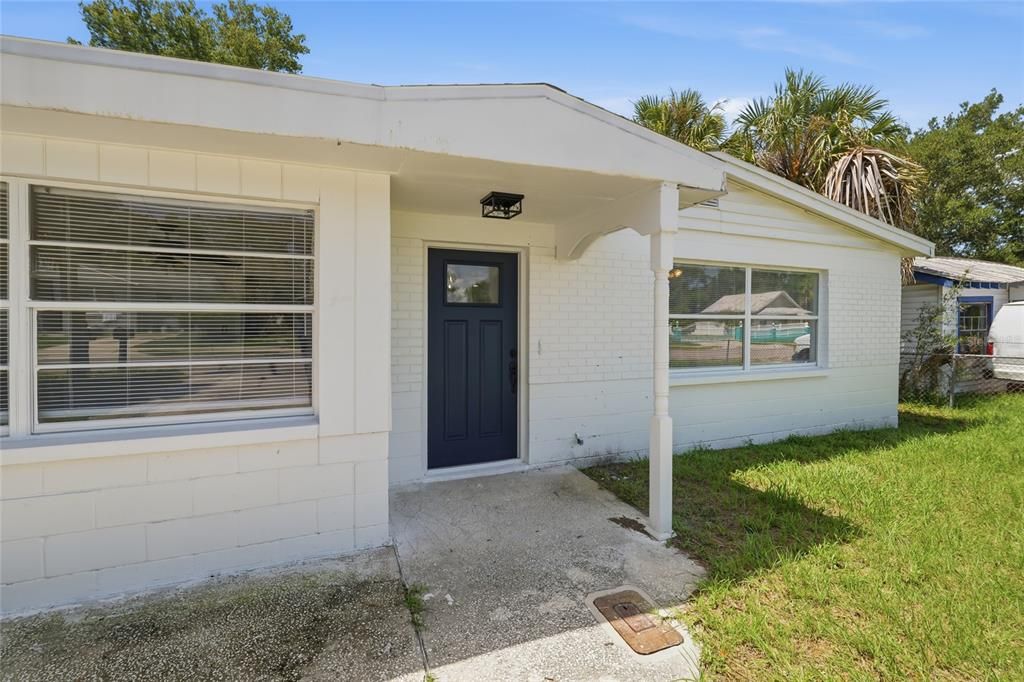 For Sale: $360,000 (4 beds, 2 baths, 1610 Square Feet)