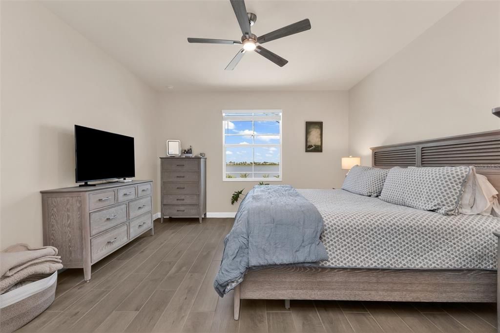 For Sale: $525,000 (3 beds, 3 baths, 2206 Square Feet)