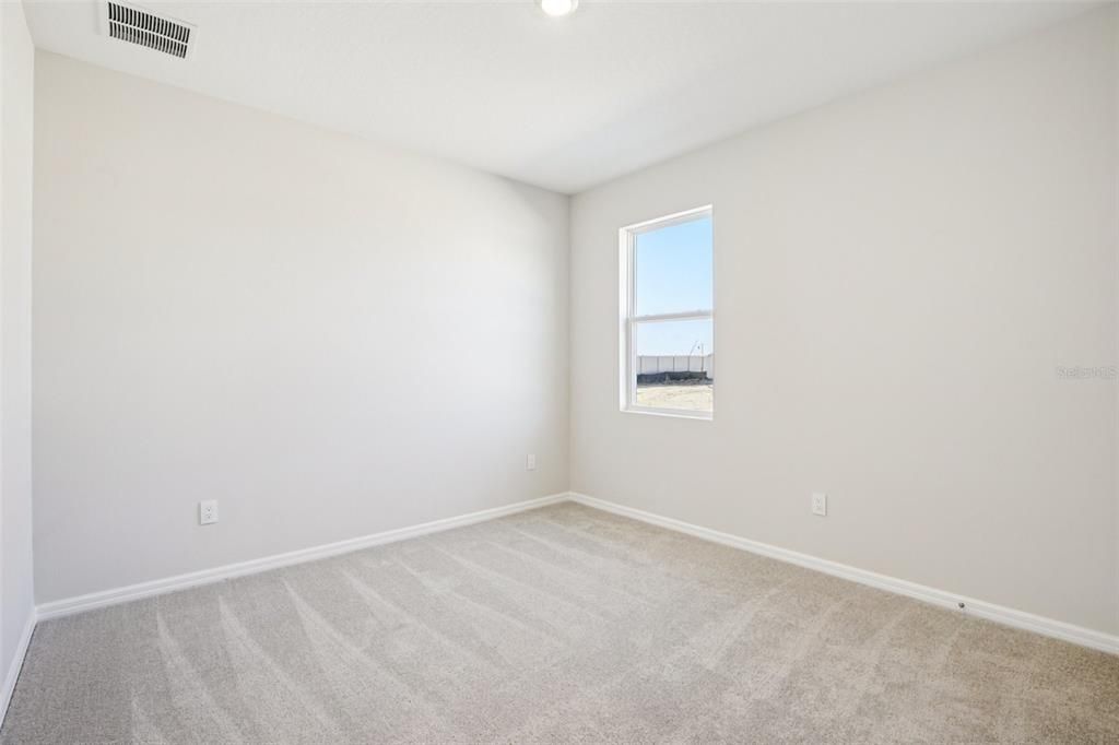 For Sale: $416,955 (4 beds, 2 baths, 1911 Square Feet)