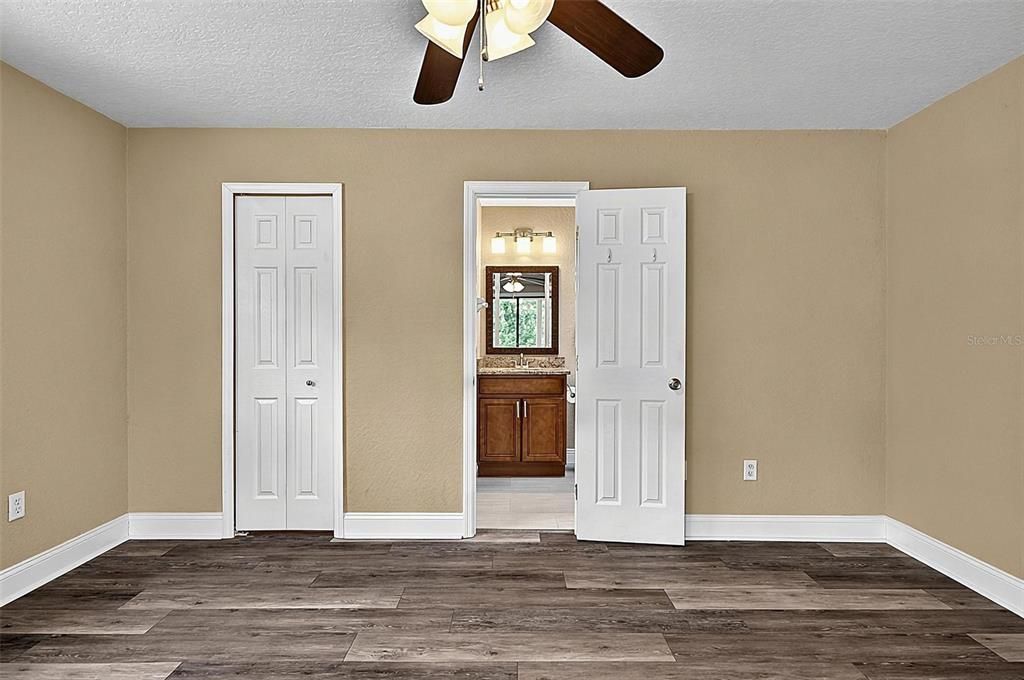 For Sale: $338,500 (3 beds, 2 baths, 1460 Square Feet)
