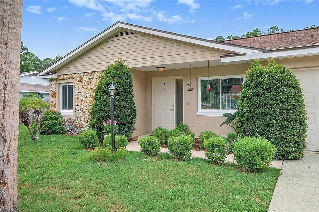 For Sale: $338,500 (3 beds, 2 baths, 1460 Square Feet)
