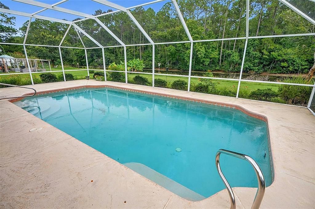 For Sale: $338,500 (3 beds, 2 baths, 1460 Square Feet)