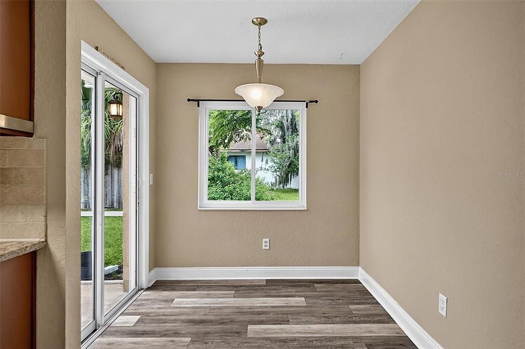 For Sale: $338,500 (3 beds, 2 baths, 1460 Square Feet)