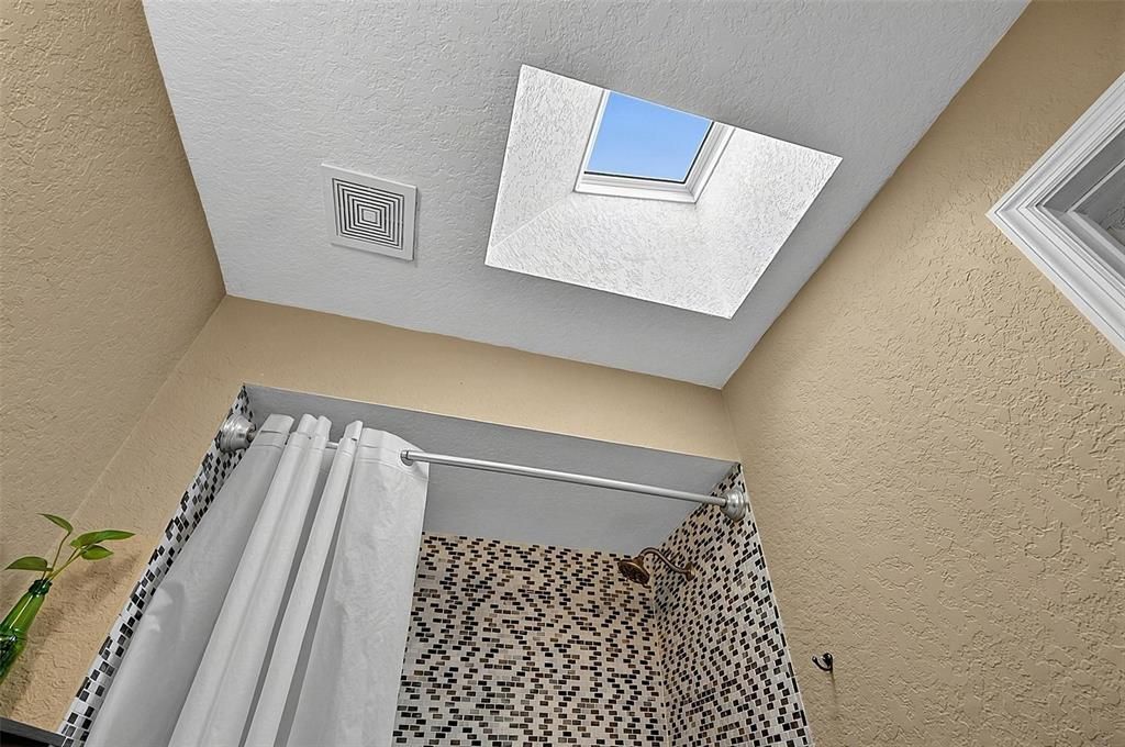 For Sale: $338,500 (3 beds, 2 baths, 1460 Square Feet)
