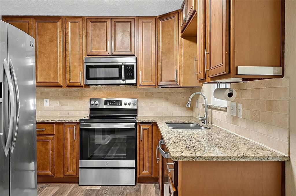 For Sale: $338,500 (3 beds, 2 baths, 1460 Square Feet)
