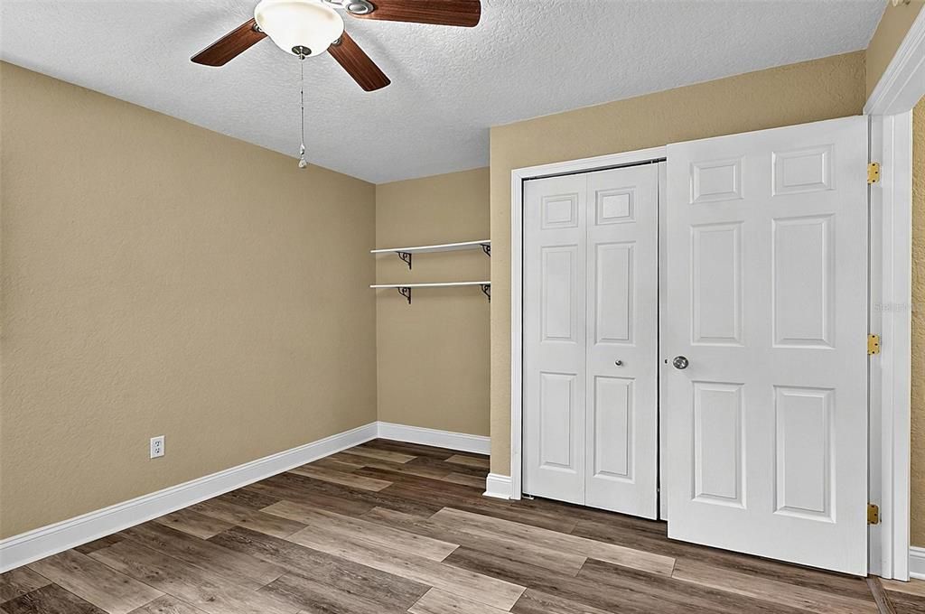For Sale: $338,500 (3 beds, 2 baths, 1460 Square Feet)