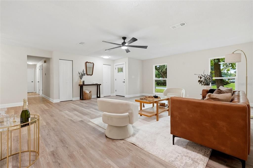 For Sale: $349,900 (4 beds, 2 baths, 2049 Square Feet)