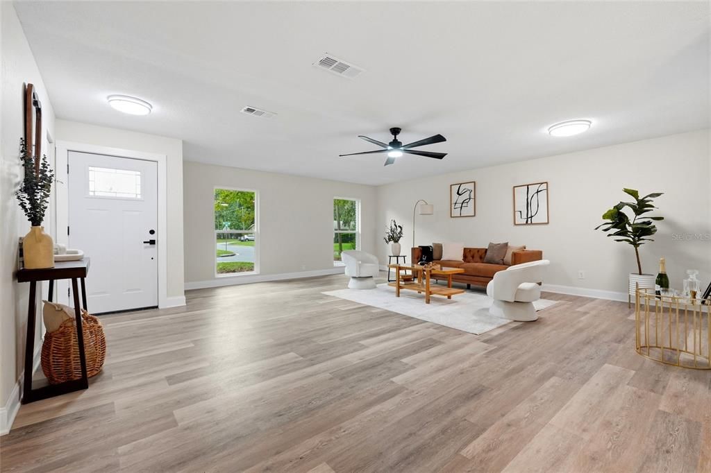 For Sale: $349,900 (4 beds, 2 baths, 2049 Square Feet)