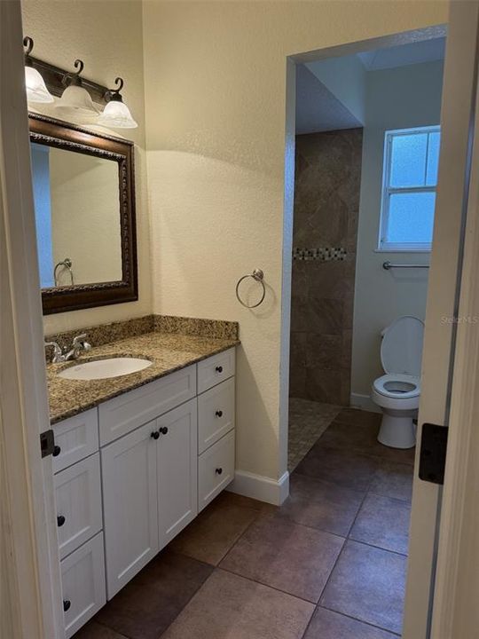 For Rent: $3,000 (3 beds, 2 baths, 1878 Square Feet)
