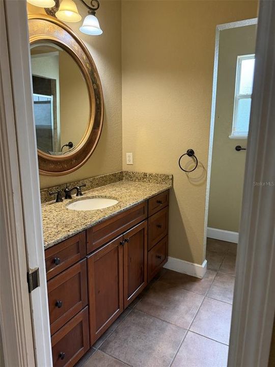 For Rent: $3,000 (3 beds, 2 baths, 1878 Square Feet)