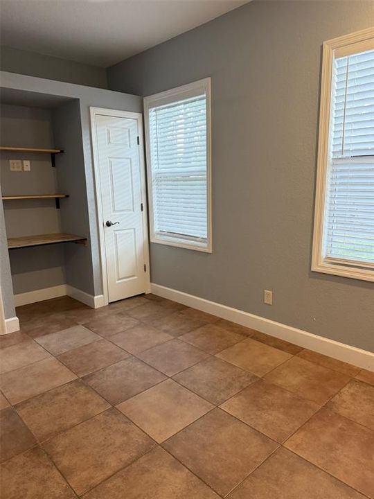 For Rent: $3,000 (3 beds, 2 baths, 1878 Square Feet)