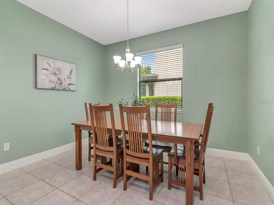 Active With Contract: $535,000 (4 beds, 3 baths, 2035 Square Feet)