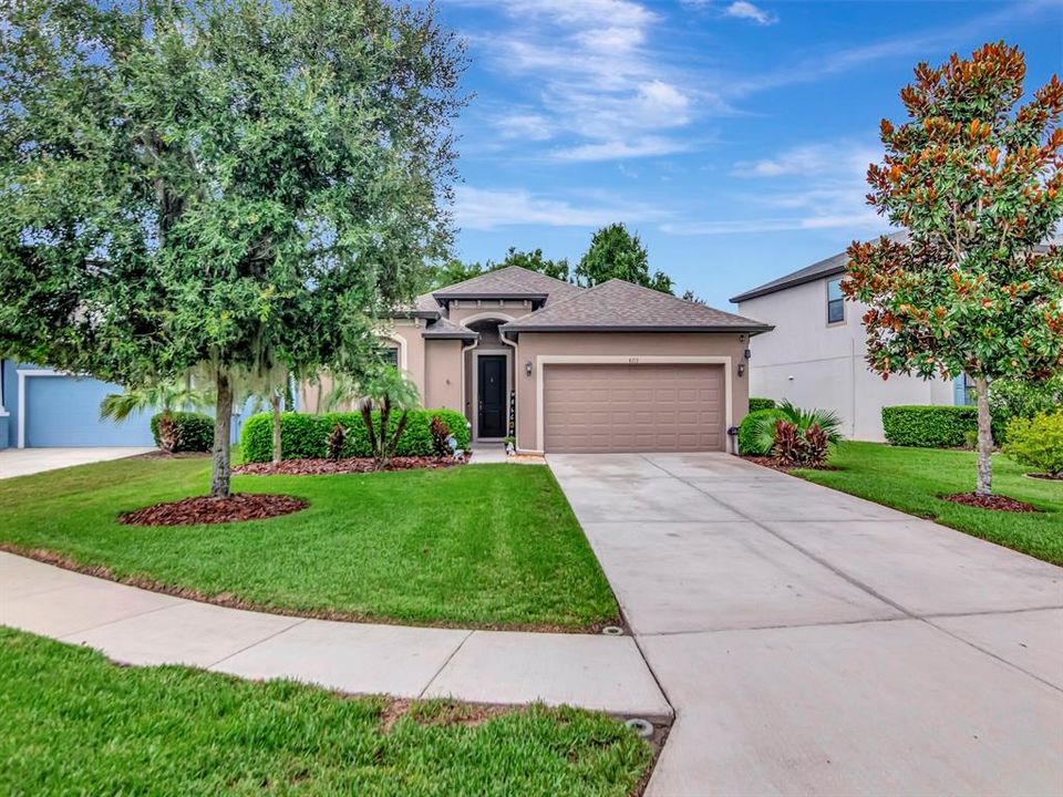 Active With Contract: $535,000 (4 beds, 3 baths, 2035 Square Feet)
