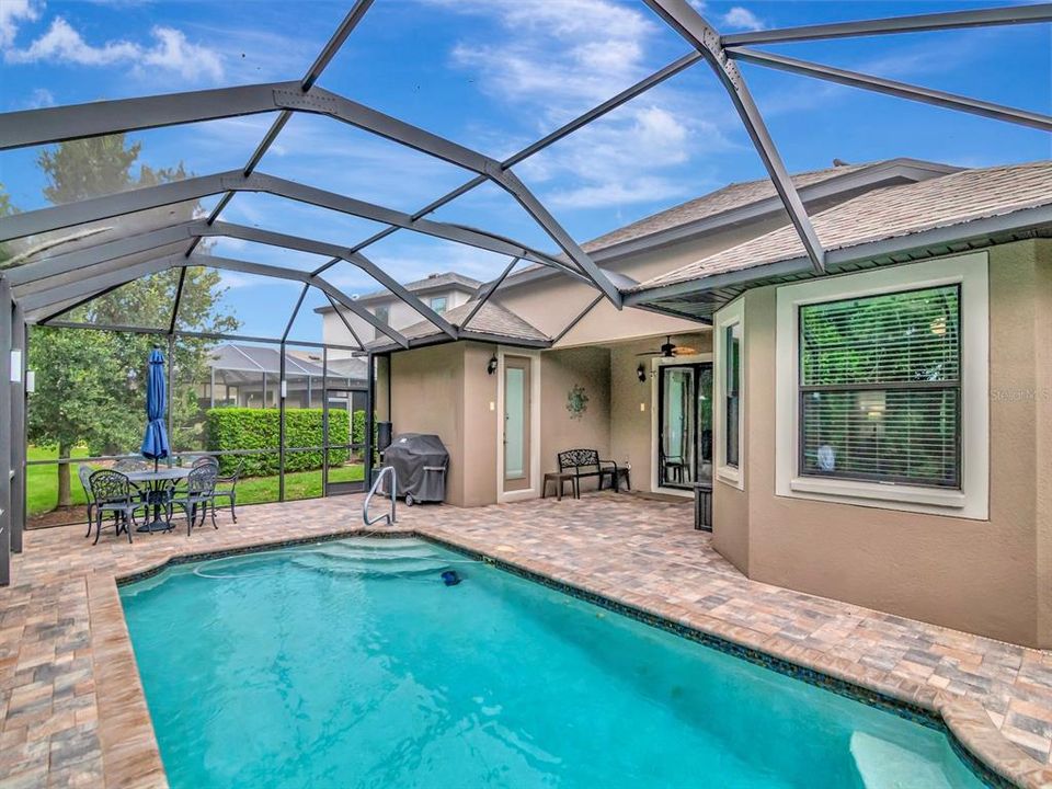 Active With Contract: $535,000 (4 beds, 3 baths, 2035 Square Feet)