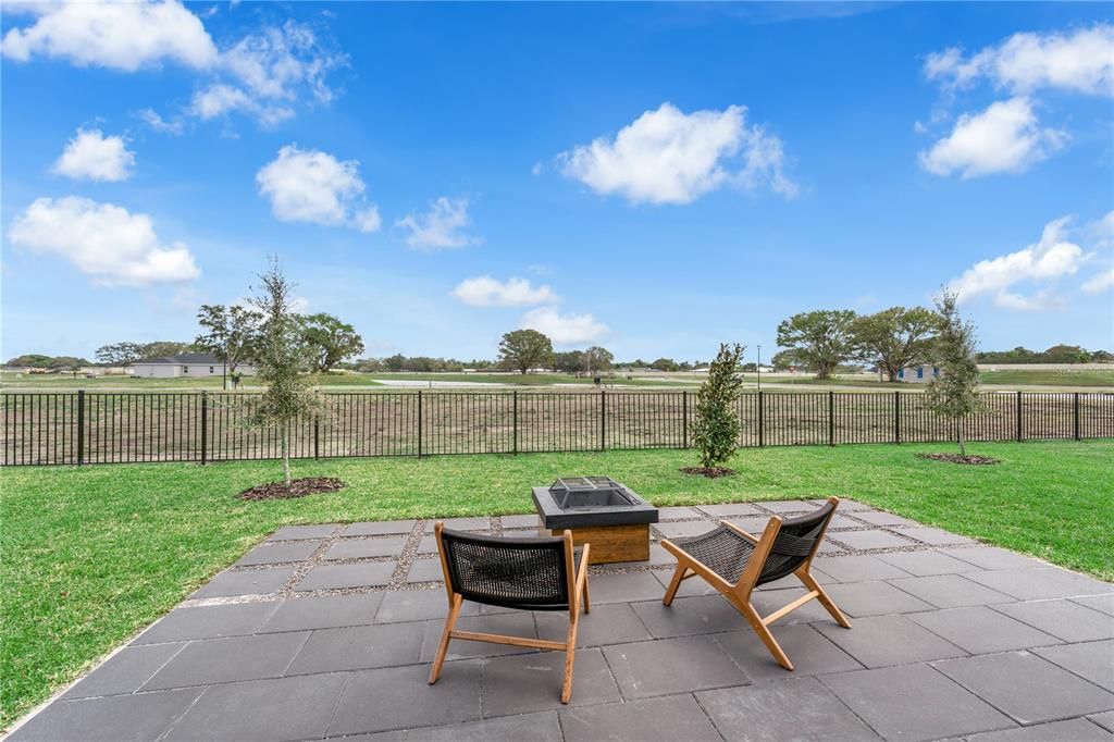 For Sale: $416,000 (4 beds, 2 baths, 1839 Square Feet)