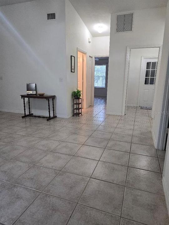 На продажу: $274,999 (3 спален, 2 ванн, 1188 Квадратных фут)