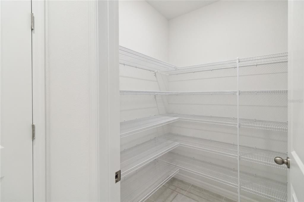 En Venta: $359,990 (4 camas, 2 baños, 1860 Pies cuadrados)