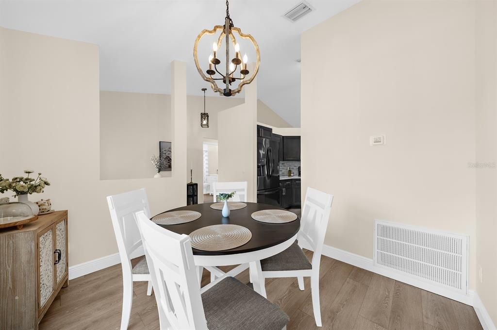 For Sale: $480,000 (3 beds, 2 baths, 1427 Square Feet)
