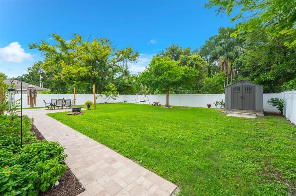 For Sale: $480,000 (3 beds, 2 baths, 1427 Square Feet)