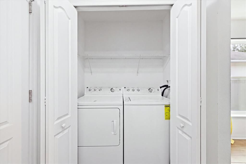 For Sale: $427,500 (4 beds, 2 baths, 2780 Square Feet)
