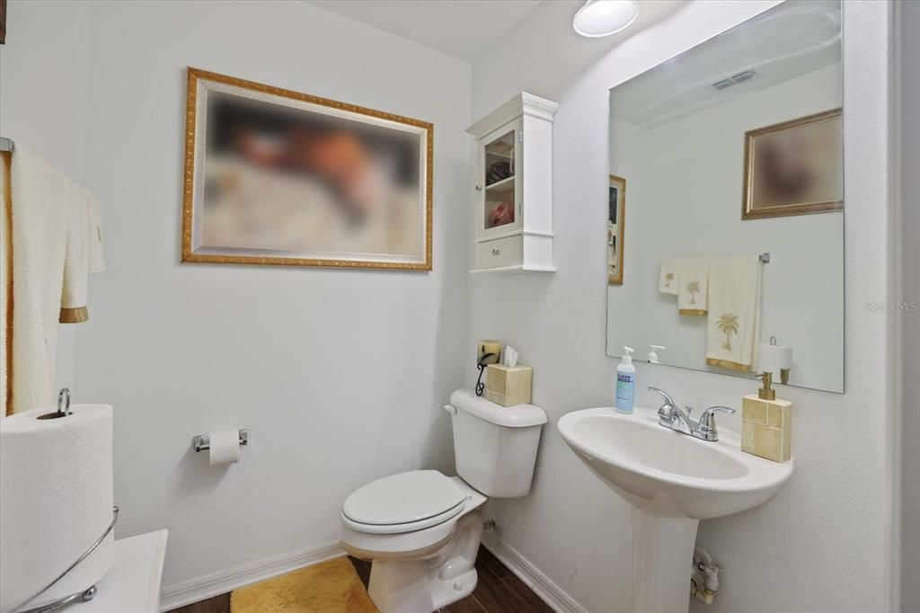 For Sale: $427,500 (4 beds, 2 baths, 2780 Square Feet)