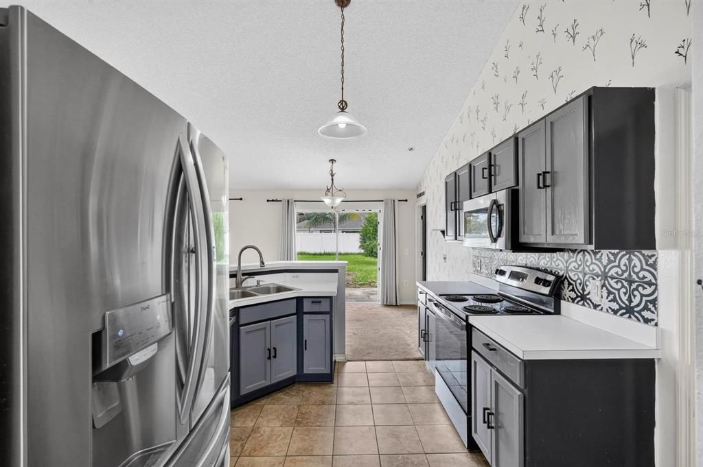 For Sale: $285,000 (4 beds, 2 baths, 1788 Square Feet)