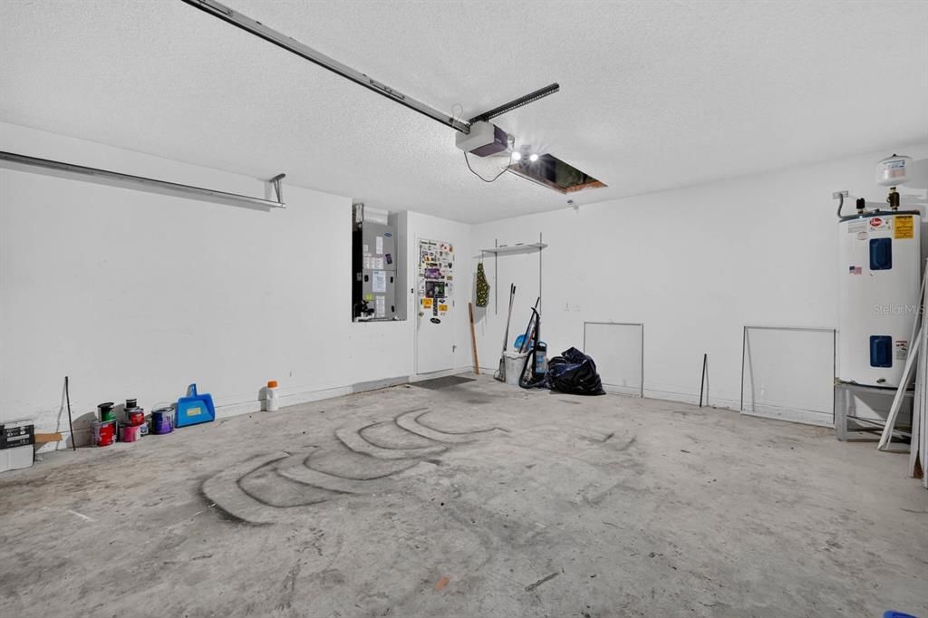 For Sale: $285,000 (4 beds, 2 baths, 1788 Square Feet)