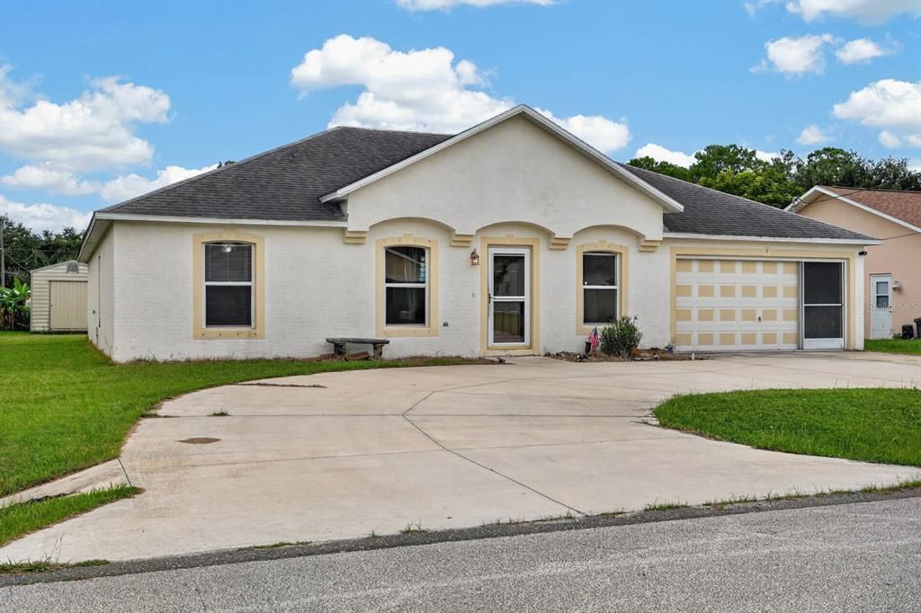 For Sale: $285,000 (4 beds, 2 baths, 1788 Square Feet)