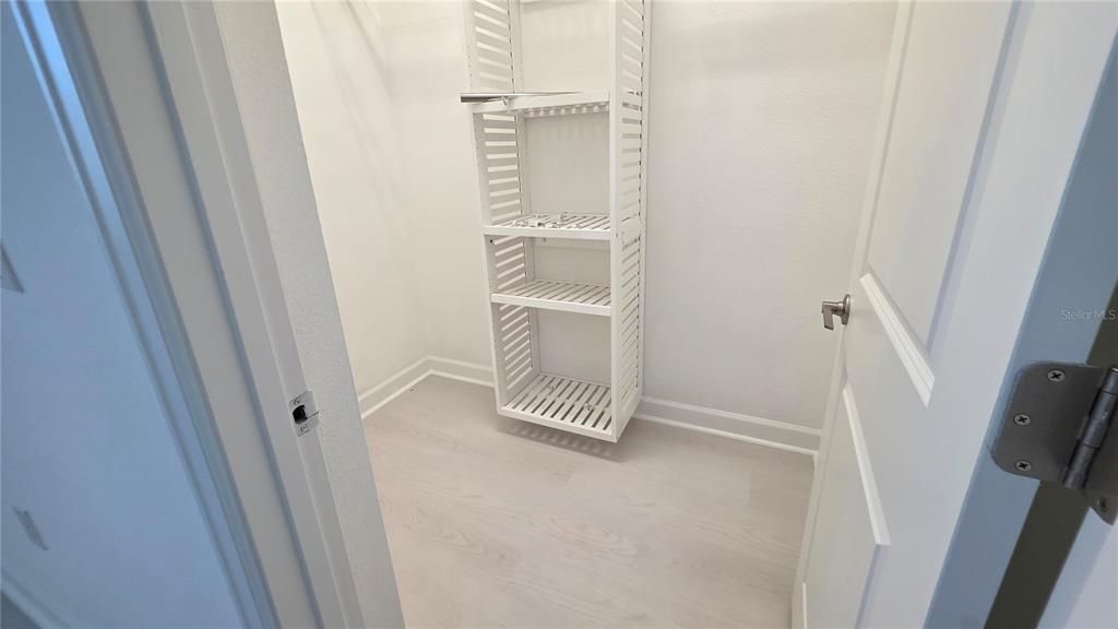 На продажу: $455,000 (4 спален, 3 ванн, 1992 Квадратных фут)