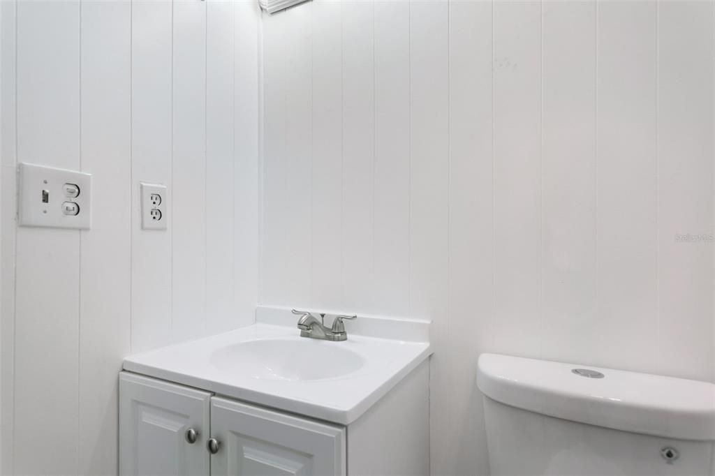 For Sale: $207,000 (2 beds, 2 baths, 1235 Square Feet)