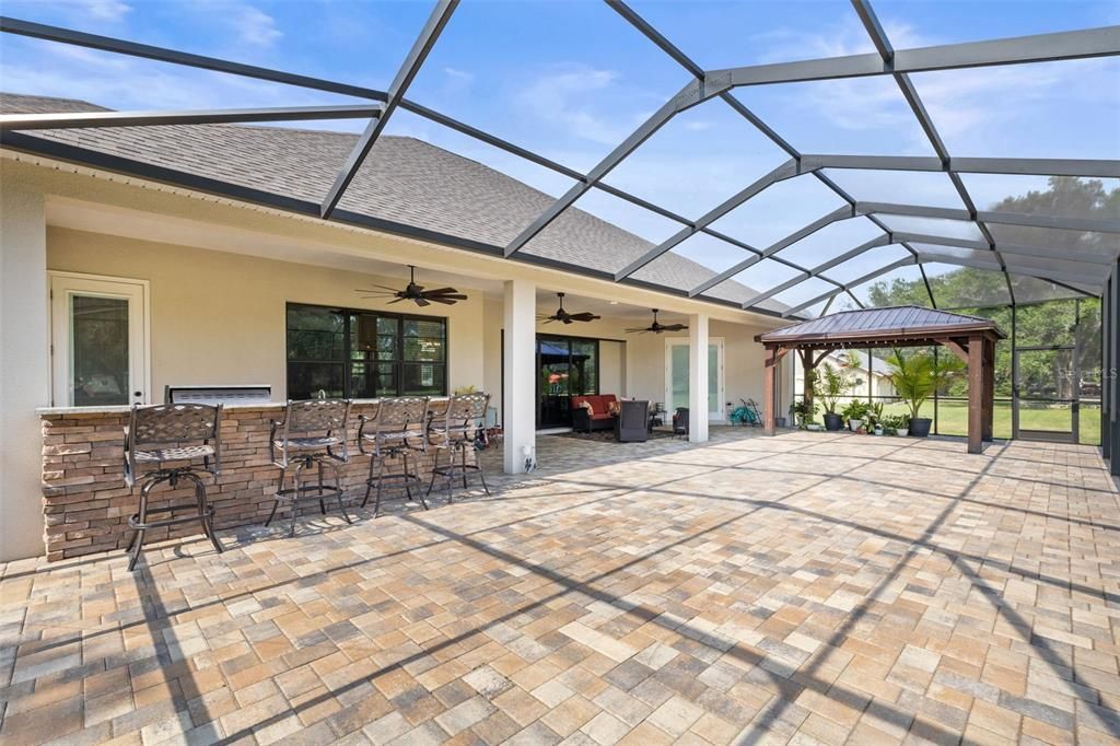 For Sale: $1,049,000 (3 beds, 2 baths, 2614 Square Feet)