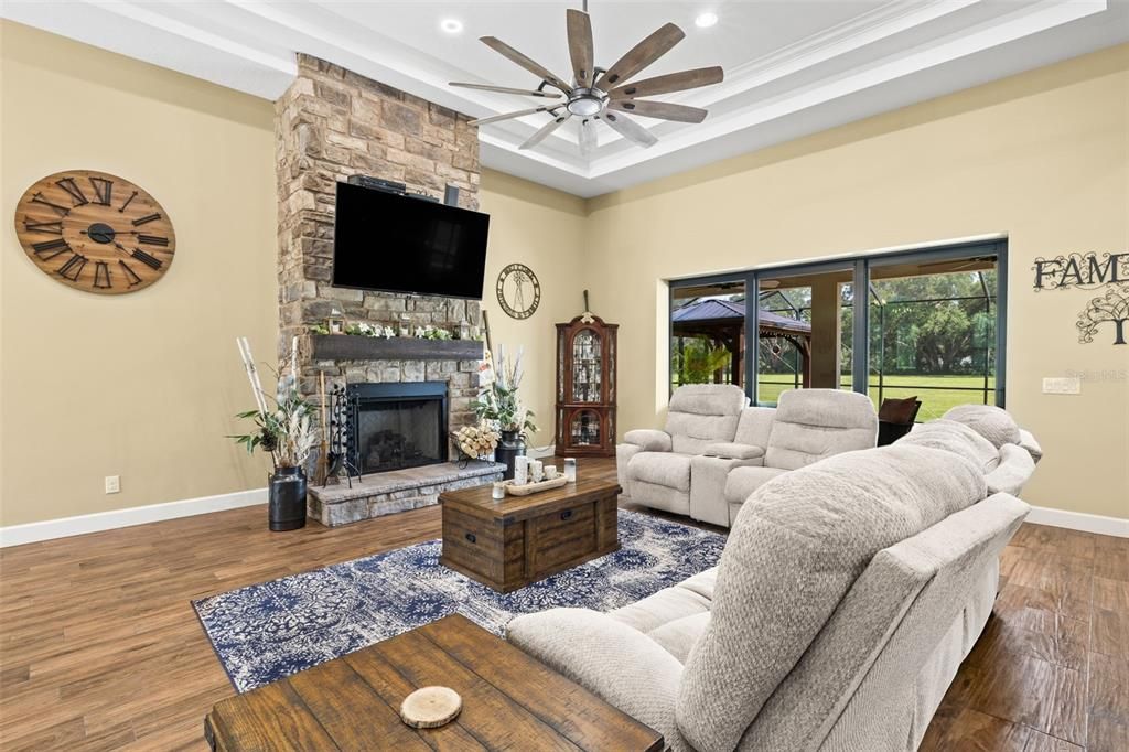 For Sale: $1,049,000 (3 beds, 2 baths, 2614 Square Feet)