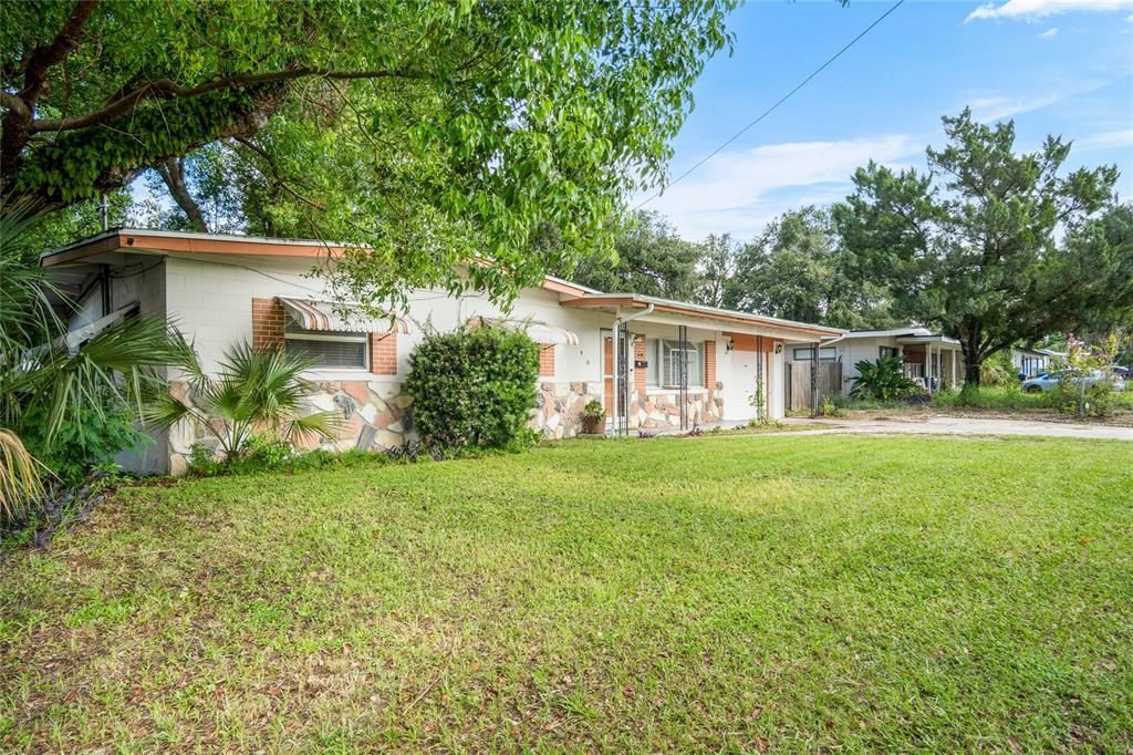 For Sale: $349,800 (3 beds, 2 baths, 1549 Square Feet)
