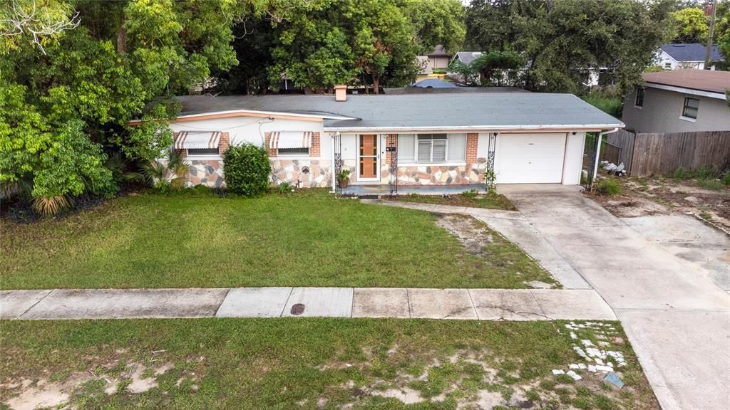 For Sale: $349,800 (3 beds, 2 baths, 1549 Square Feet)