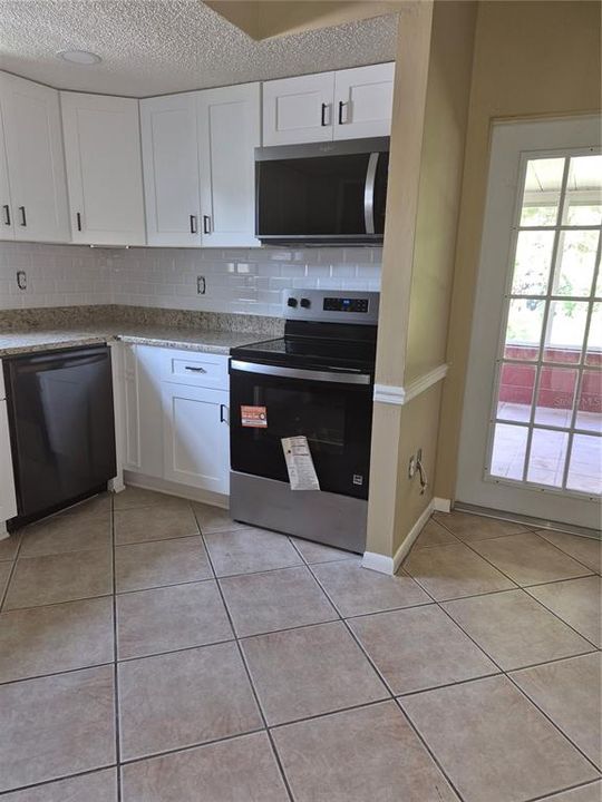 En Venta: $306,900 (3 camas, 2 baños, 1492 Pies cuadrados)