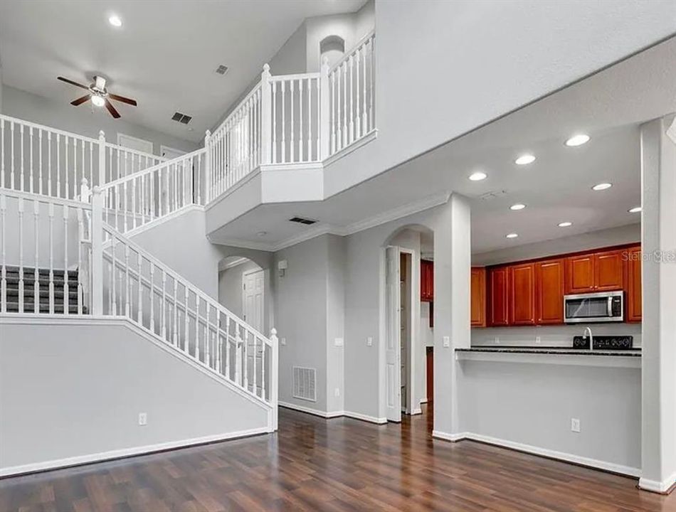 For Sale: $365,000 (3 beds, 2 baths, 1978 Square Feet)