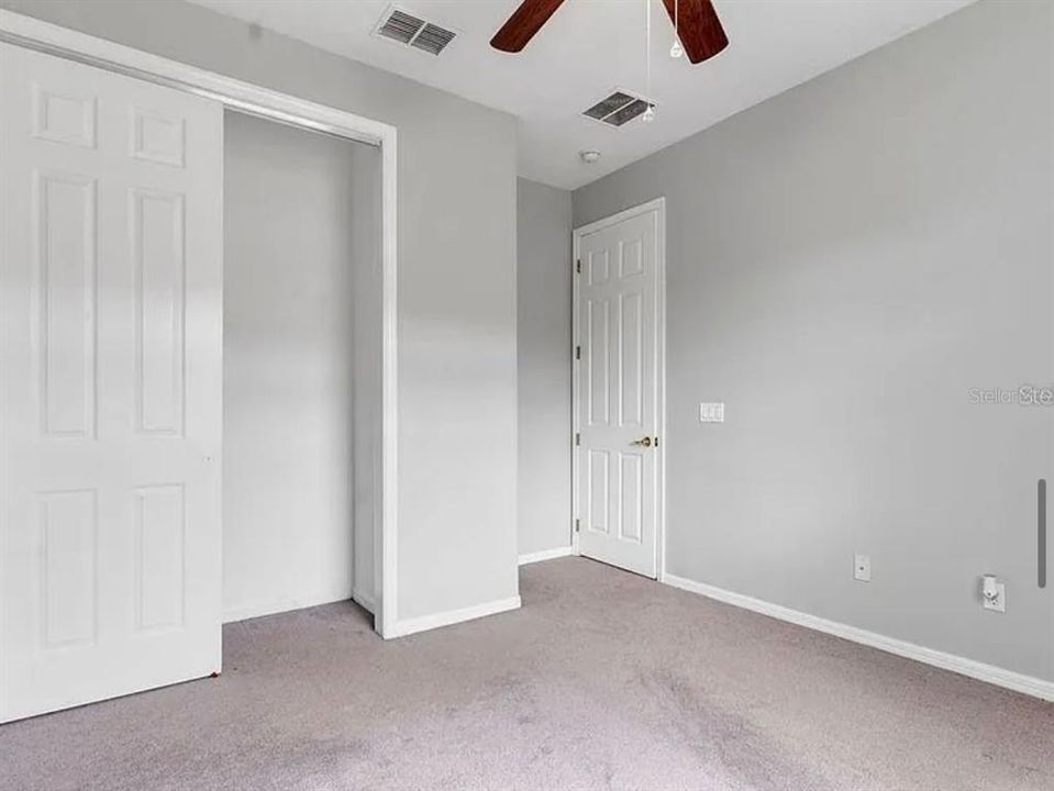 For Sale: $365,000 (3 beds, 2 baths, 1978 Square Feet)