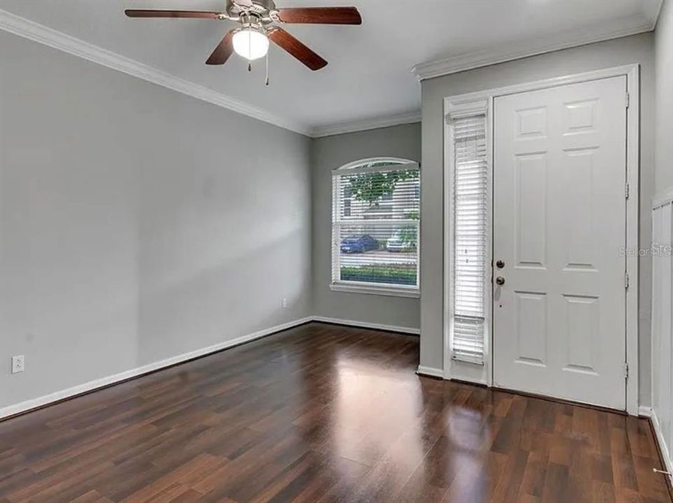 For Sale: $365,000 (3 beds, 2 baths, 1978 Square Feet)