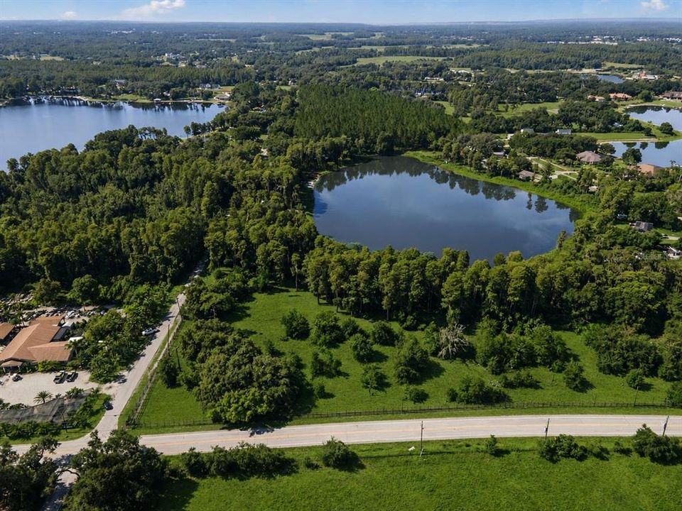 待售: $1,565,000 (5.11 acres)