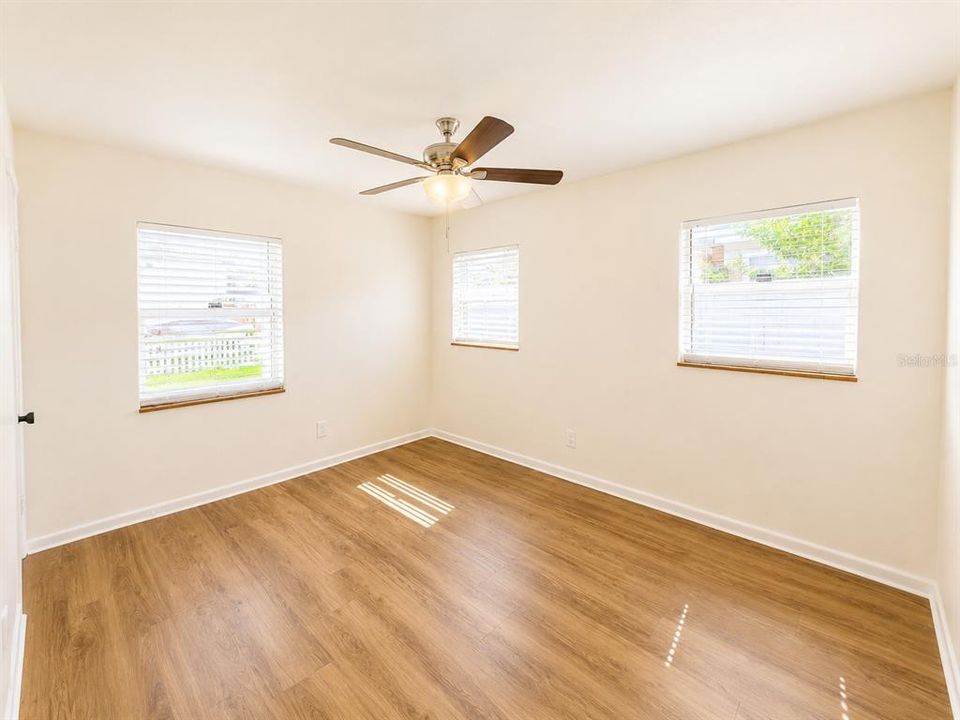 For Rent: $3,500 (4 beds, 2 baths, 2093 Square Feet)